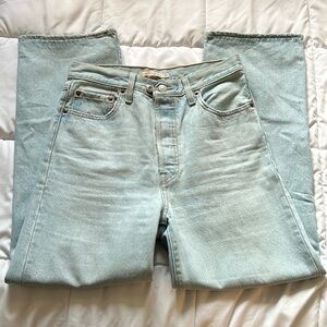 Levi’s ribcage straight ankle jeans